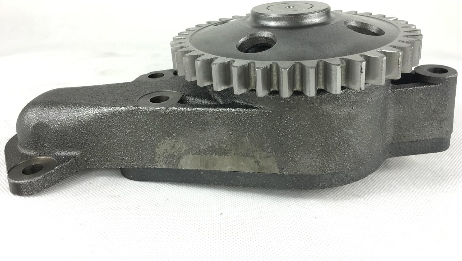 Holdwell Oil Pump 6136-51-1002 compatible with Komatsu 6D105 Engine PC200-1 PC200-2 PC220-2 Excavator