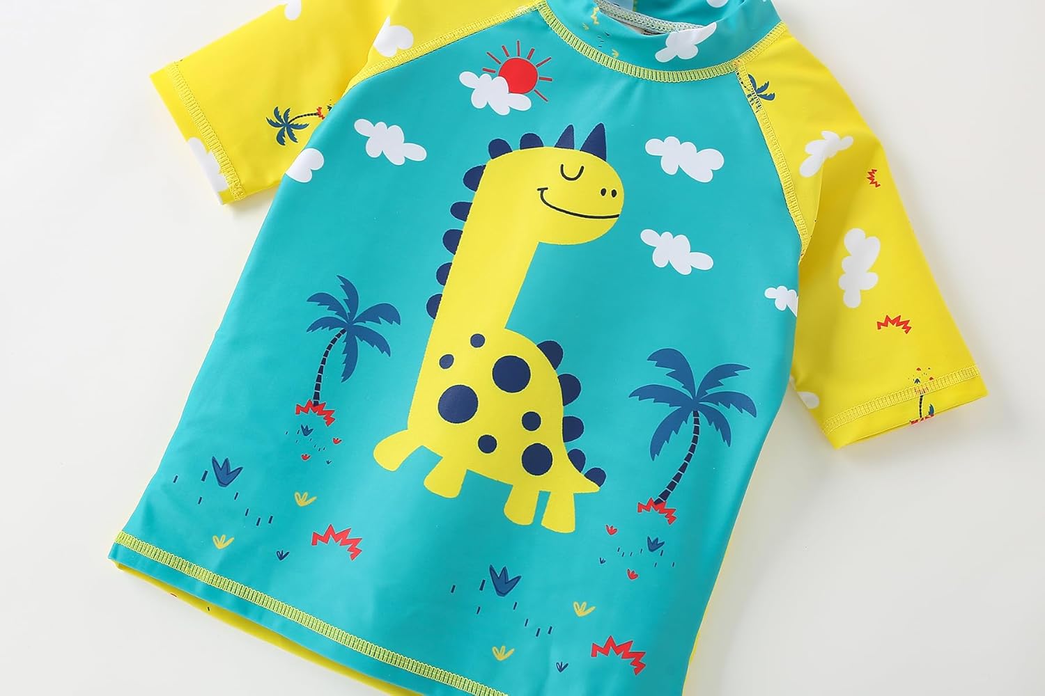 AIWUHE Toddler Boys Swimsuit Set Rash Guard Boys' Swimwear Two Piece Bathing Suit and Swim Trunk with Hat UPF 50+ 3-8Y - Image 4