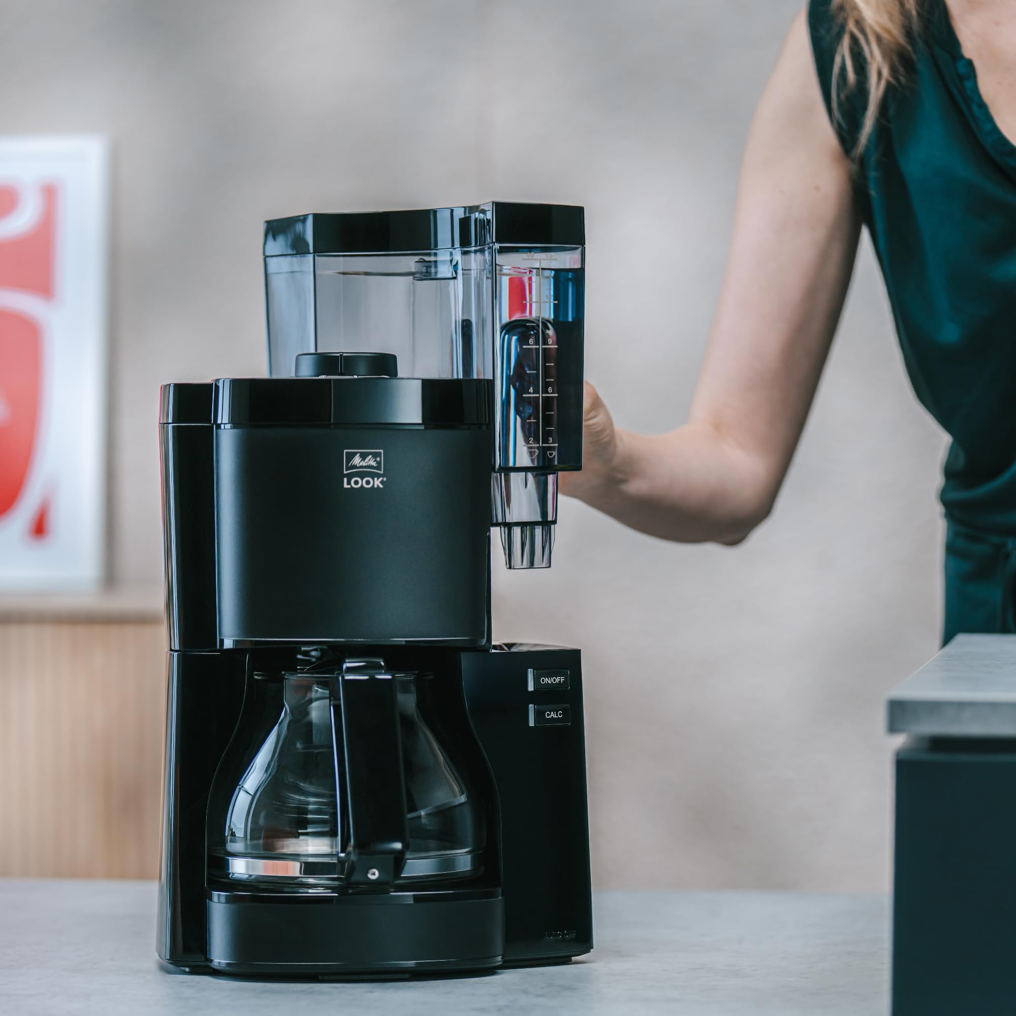 Melitta Look – Filterkaffeemaschine mit Glaskanne und entnehmbarem Wassertank, für bis zu 10 Tassen Kaffee, in Schwarz