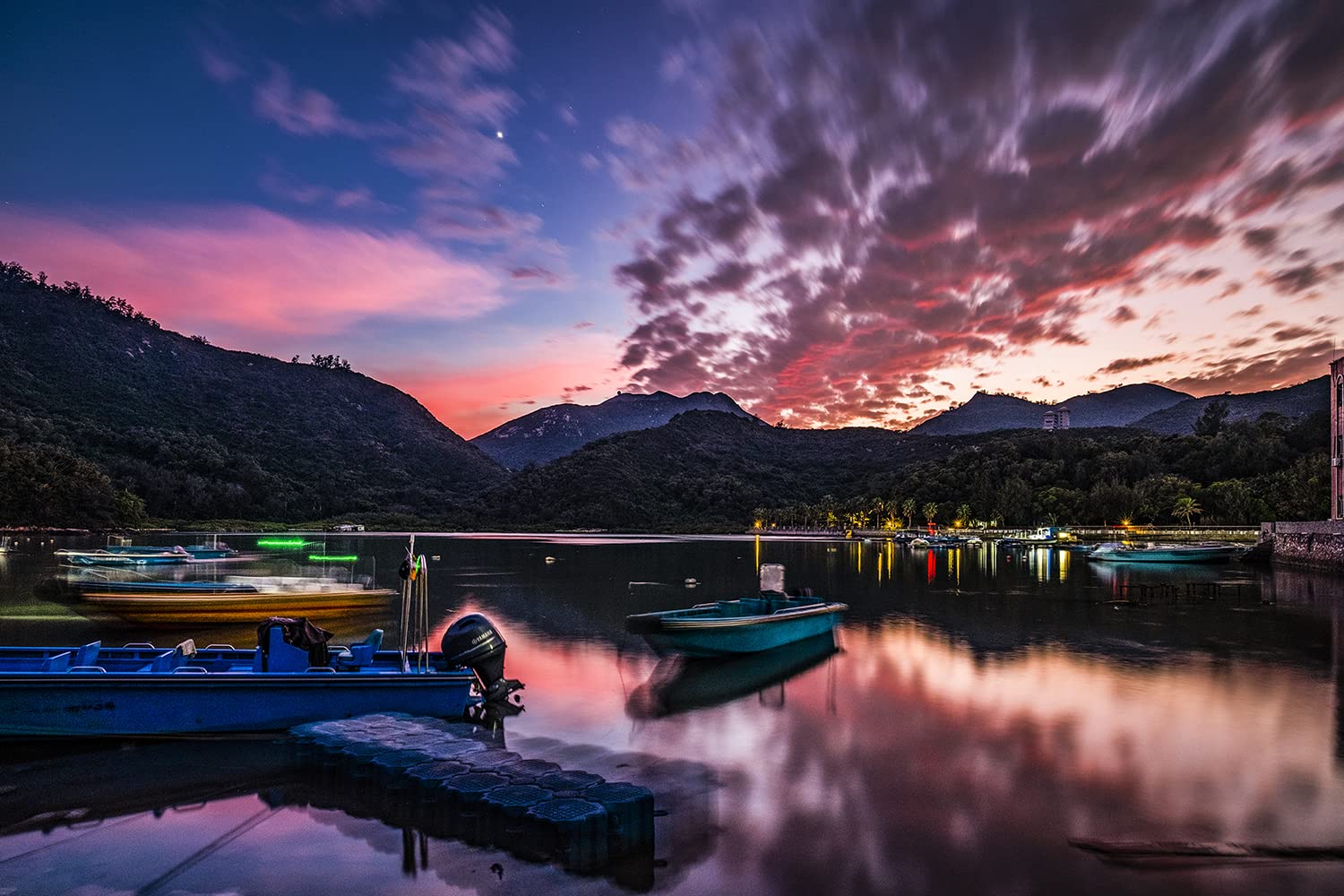Viltrox 13mm f/1.4 Fuji x Mount Obiettivo Grandangolare per Fujifilm X-Mount X-T30 X-T4 X-T3 X-Pro3 X-Pro2 X-H1 X-T200 fotocamera, Messa a Fuoco Automatica APS-C Nero