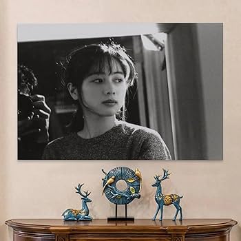 Amazon.co.jp: ZARDのボーカル、坂井泉水の白黒ポスターポスター壁紙