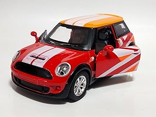 ماكيت سيارة بنفس الالوان تفتح الابواب والسحب للخلف