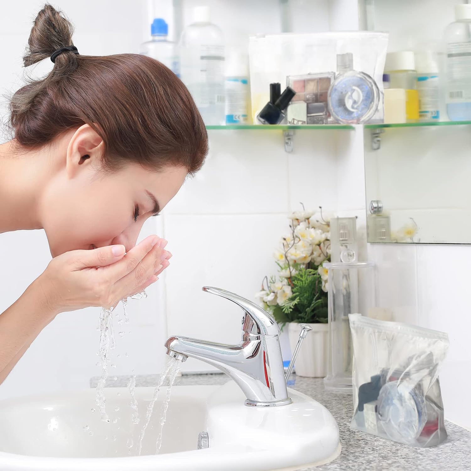 Bokon 100 Pcs Small Toiletry Bags Bulk, 5.12 x 8.11 Inches Clear Cosmetic Makeup Bags with Zipper Travel Pouches for Women Waterproof Transparent PE Storage Organizer for Swimsuit Bikini Vacation - Image 4