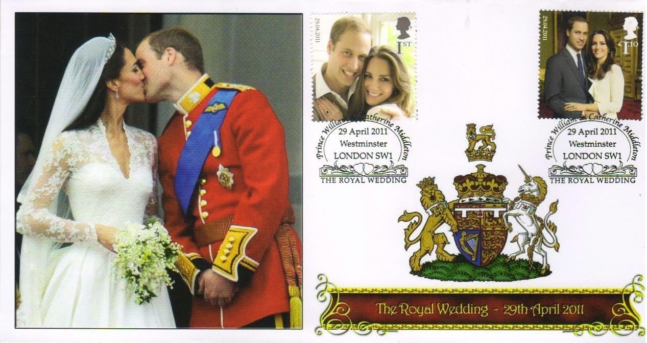 Royal Wedding 2011 William and Kate Balcony Kiss Official Royal Mail Stamps and Commemorative Cover