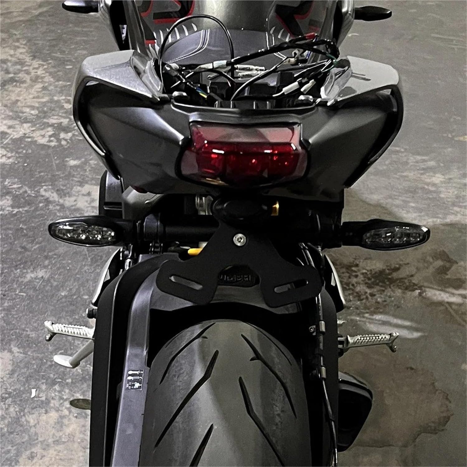 バイクナンバープレートホルダー ストリート用 トリプル765用 R RS S 675用 デイトナ675 R用 オートバイ用 リアショ