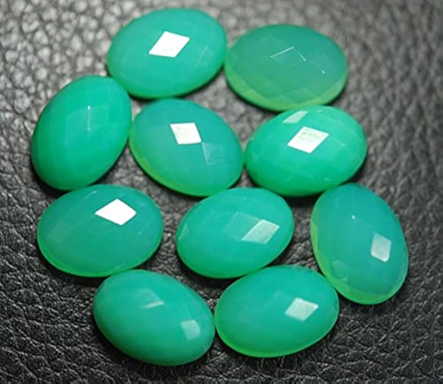 Chrysoprase chalcédoine briolettes ovales LKBEADS pour haute joaillerie