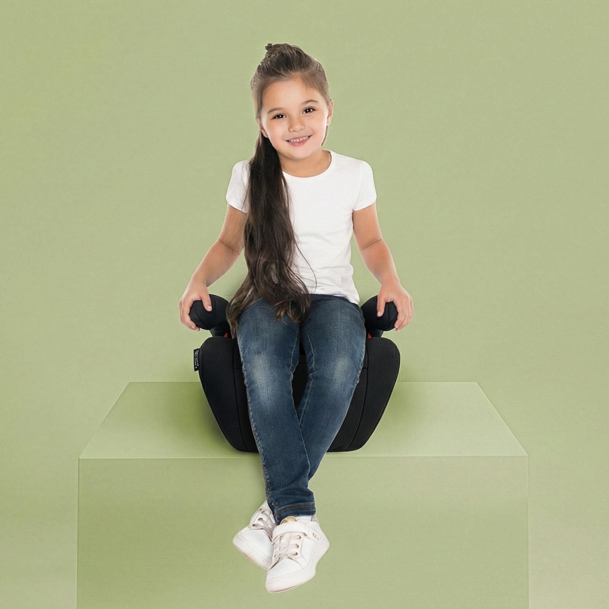 babyGO Podwyższenie siedzenia Booster zgodnie z nową normą I-Size – podwyższenie fotelika dziecięcego – fotelik samochodowy dla dzieci (125-150 cm), kolor czarny