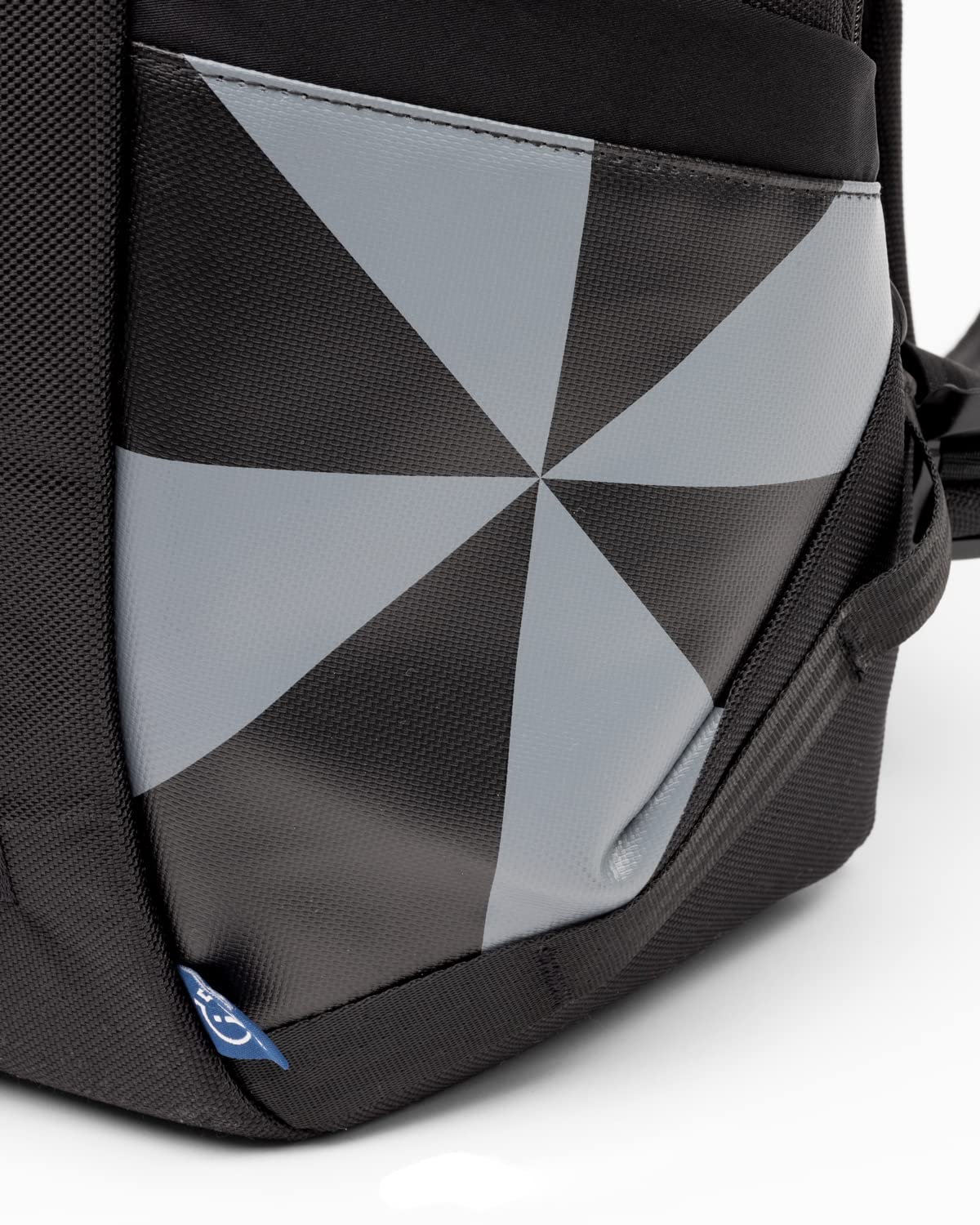 adidas 3d pocket backpack Adidas 3D roll top Mesh backpack crossover by Issey Miyake  JapanHandbag