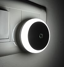 TARAMPRO 0.5 W LED Night Lamp Automatic Light Sensor Smart LED Night Light for Kids Elderly Bedroom Plug Type (White)