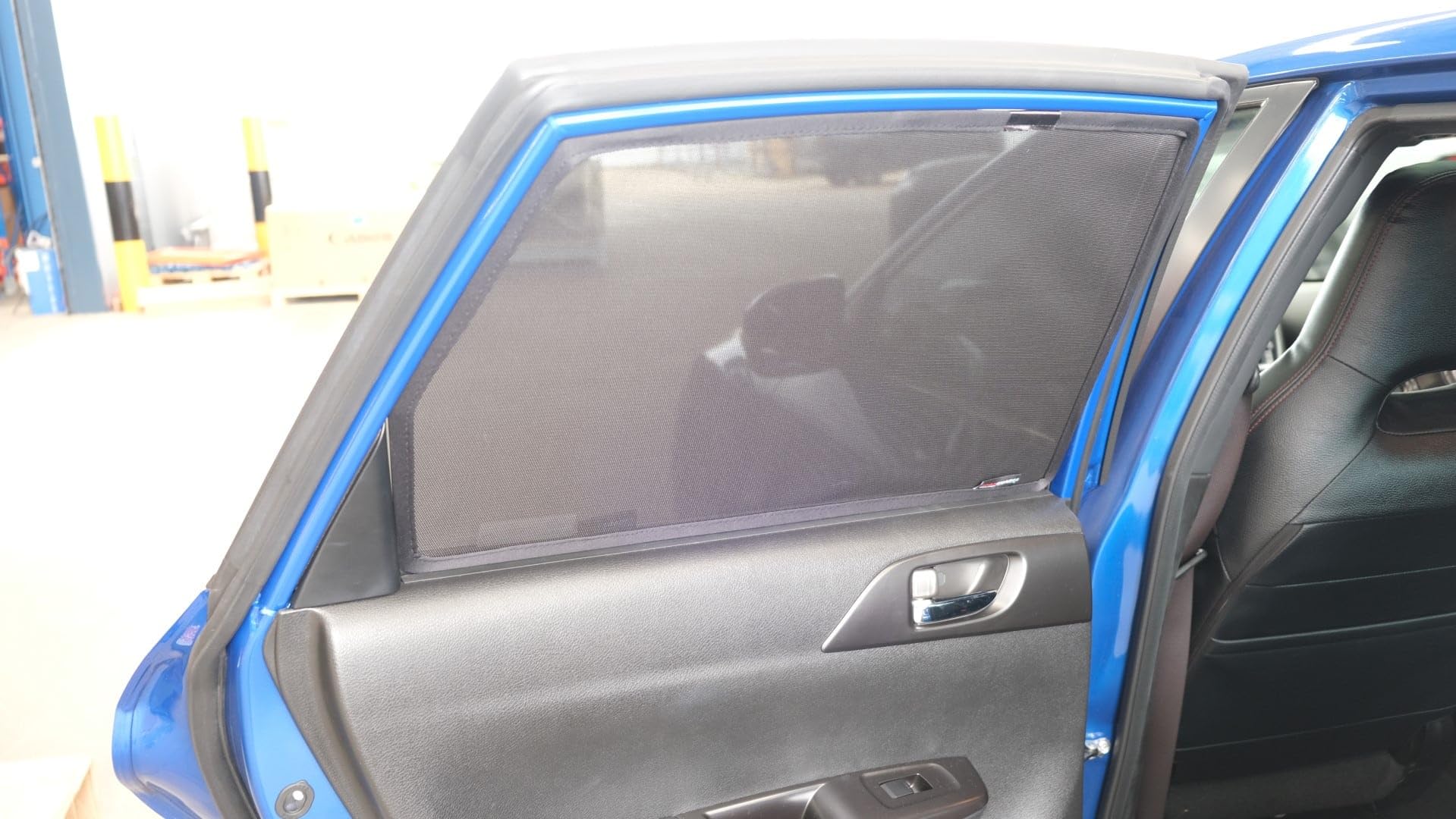 Snap Shades do Subaru Impreza WRX/WRX STI Sedan 3. generacji osłony tylnej szyby samochodu (2007-2014)