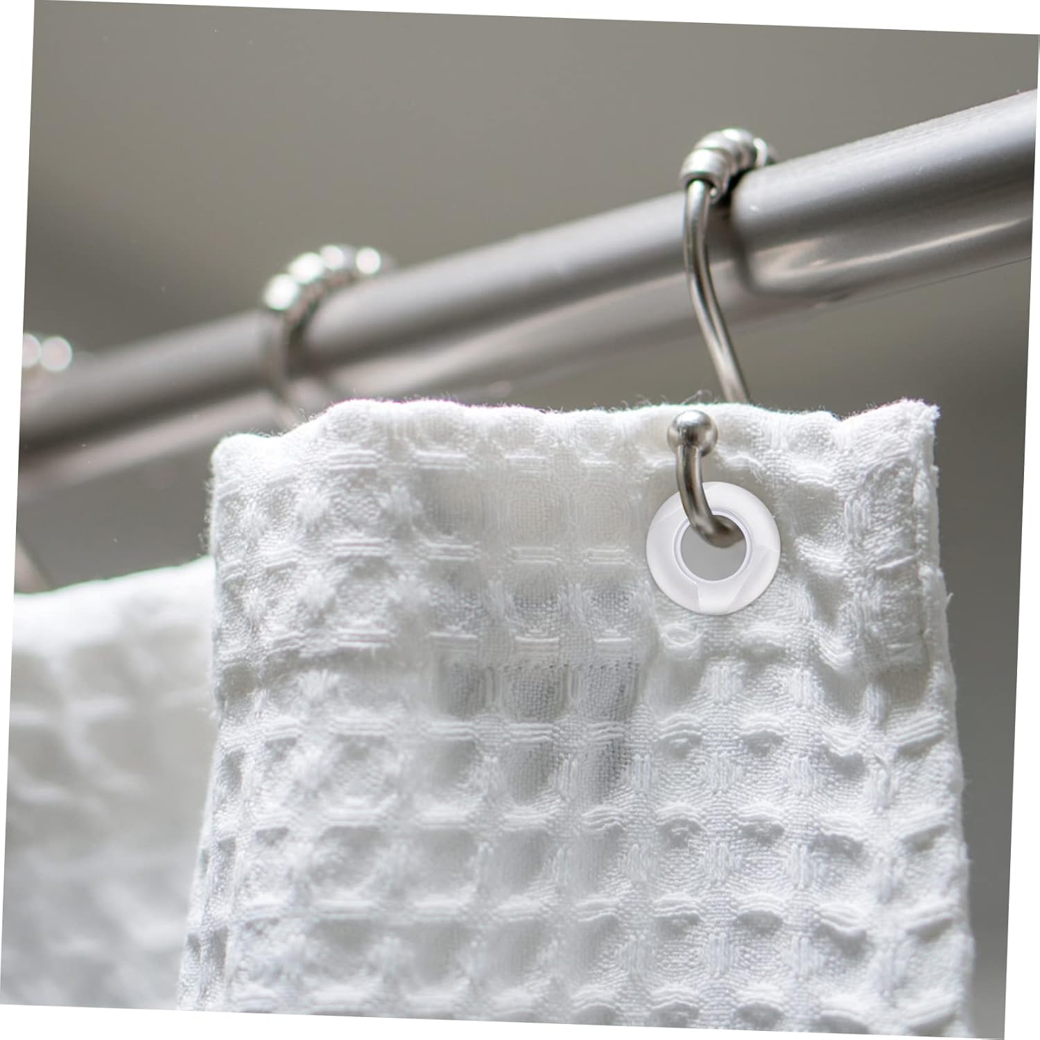 80 Pcs Self-Locking Curtain Rings Sturdy Plastic Grommet Clips for Curtains Noise-Reducing Design for Home and Office Use