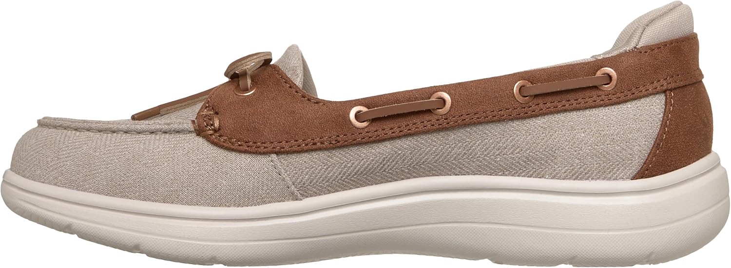 Skechers Womens Hands Free Slip-ins On-the-go Flex Radiant Scooped Boat Shoe