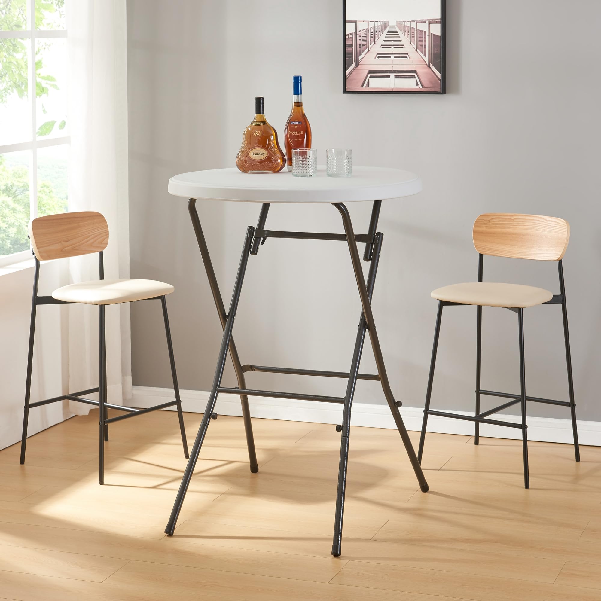 Table de bar haute pliante blanche de jardin et intérieur contre le manque de place