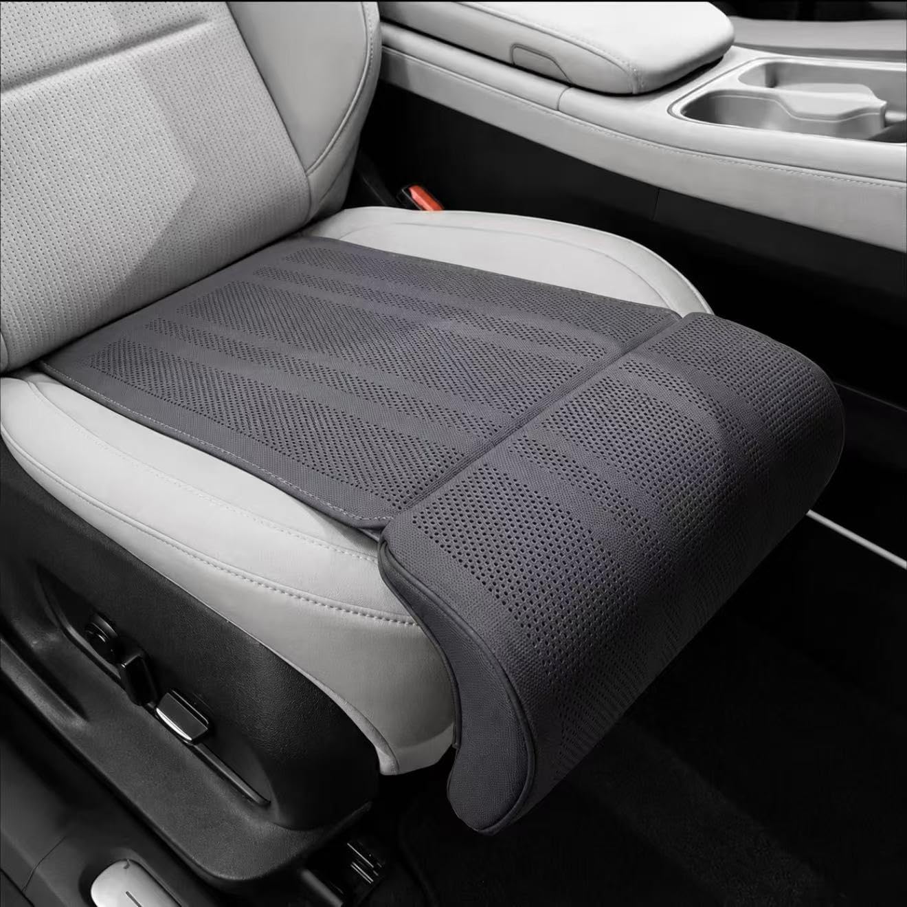 YYUGUIBEG Passenger Seat Leg Rest Cushion for BMW Série 3 G20 G21/4 G22 i4 G26 2020-2025