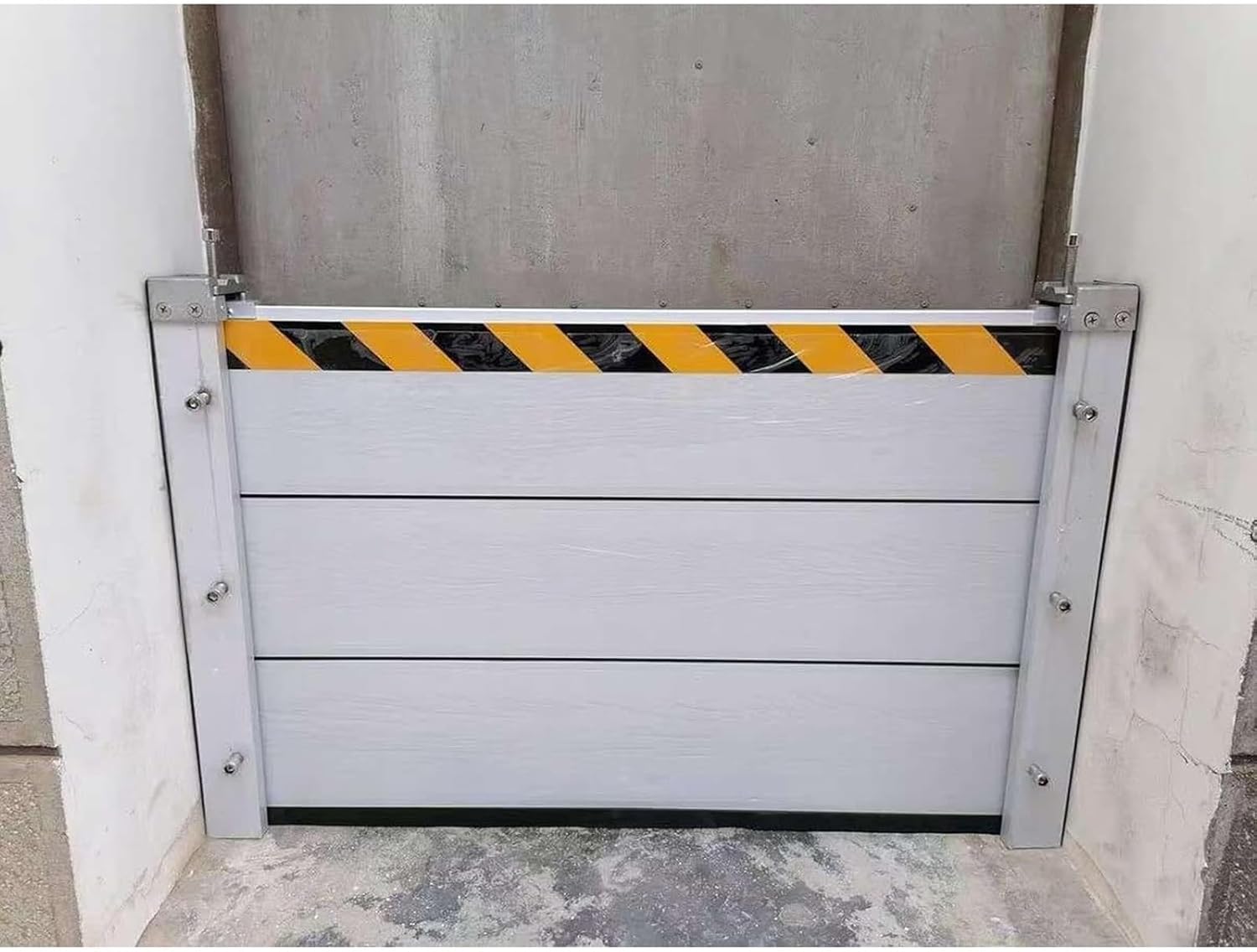 Flood Barrier Garage Door, 40 60 80 CM High Reflective Reusable Flood Control Shield for Door Threshold/Porch/Outside Entrance, Small Commercial Unit Module Design Flood Board, 18KG/M² (Size