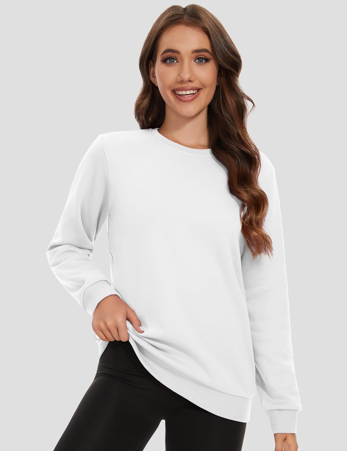 MAGCOMSEN Women's Fleece Lined Sweatshirt Crewneck Cotton Pullover Fall Winter Casual Long Sleeve Warm Soft Tops - Image 3