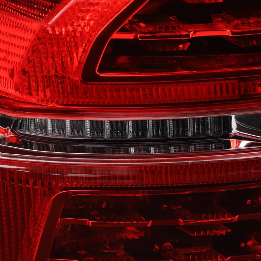 ☆XC60　テールライト 右　美品　2018年 ボルボ 左右のブレーキライト,ボルボxc60 2018 -2021用,米国版