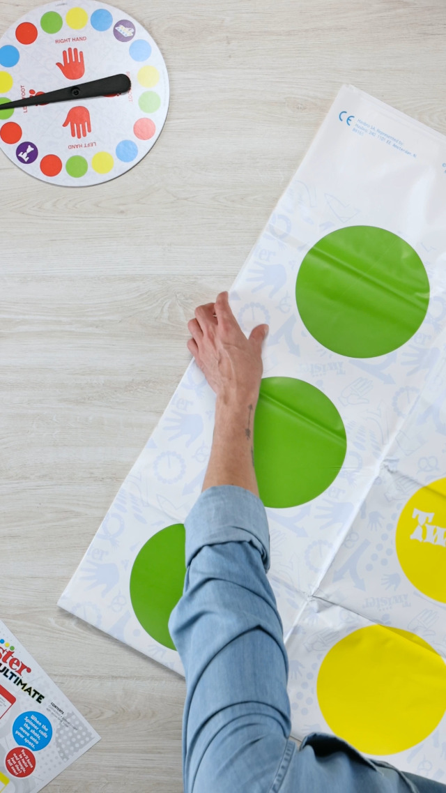 Hasbro Twister nouvelle version - Jeu d'adresse - Achat & prix