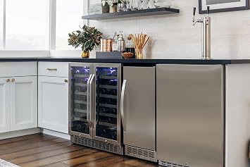 EdgeStar IB450SSP 50 lb. 15 Inch Wide Undercounter Clear Ice Maker with Drain Pump