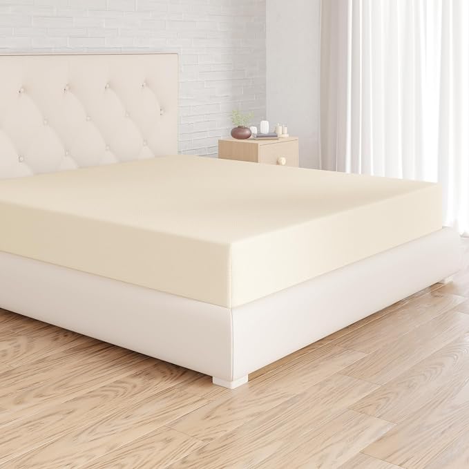 Amazon Basics Fitted Sheet, 180 x 200 x 30 cm, Polyester Microfibre for Thick Mattresses u Amazon Basics Fitted Sheet, 180 x 200 x 30 cm, Polyester Microfibre for Thick Mattresses u