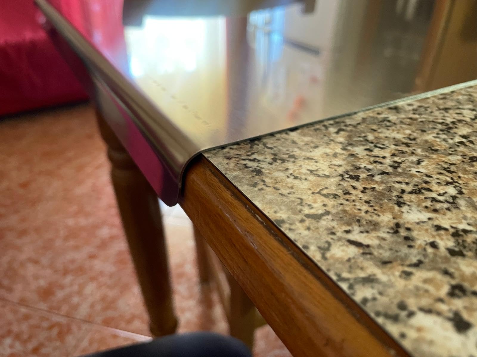 Spianatoia in Acciaio Inox 59x59 cm – Superficie Igienica, Resistente e Facile da Pulire – Piano da lavoro con Piega, ottimo per Impastare Pizza, Pane, Dolci, Pastasfoglia.