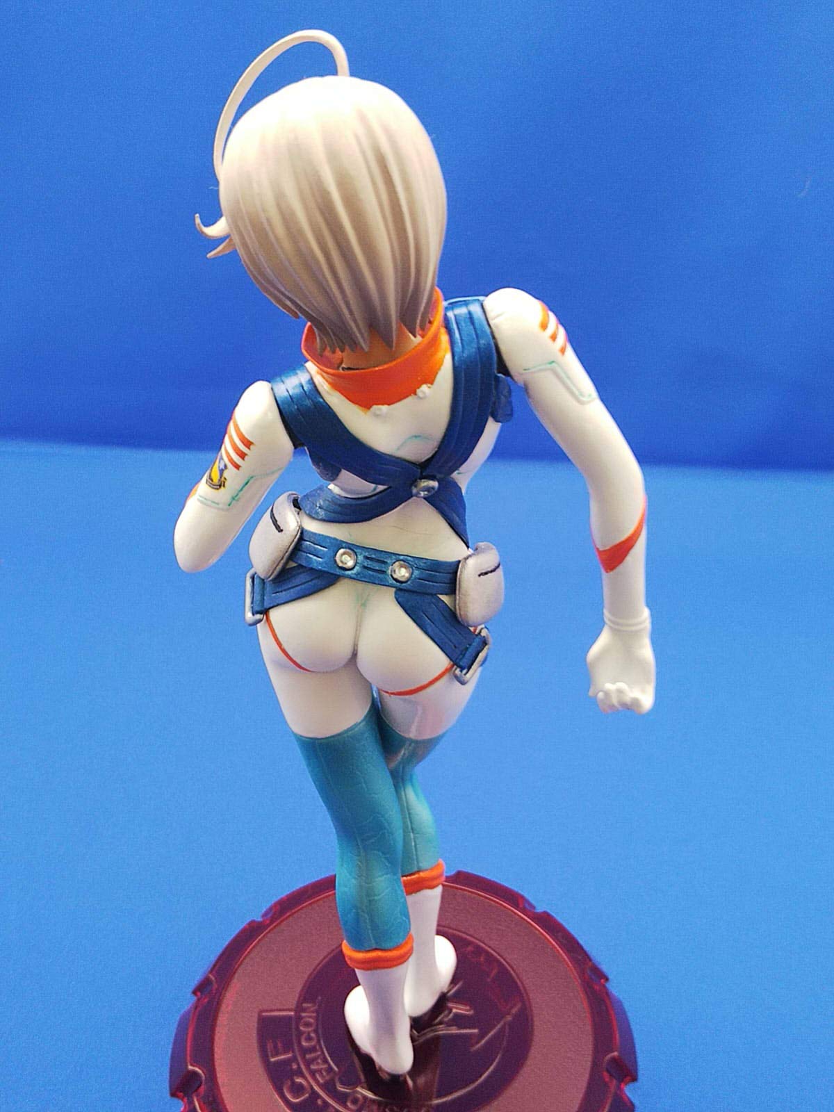 Amazon.co.jp: メガハウス 宇宙戦艦ヤマト2199 1/8 山本玲（パイロット