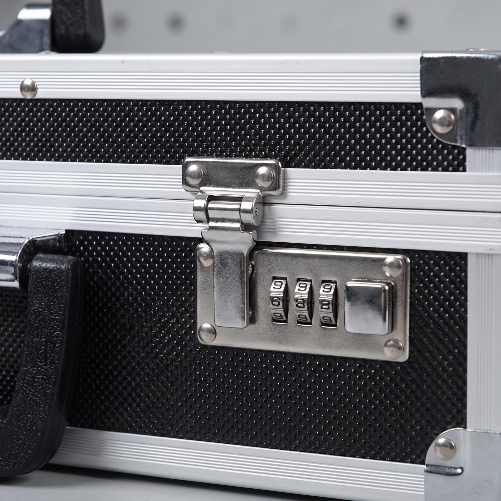 KESOTO Caja Herramientas con Asa Resistente | Portátil, Caja Herramientas Rígida, Seguro, para Camping, Profesionales, Técnicos, Plata Negro