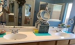 Review Image by Penneyeddie Penneyeddie