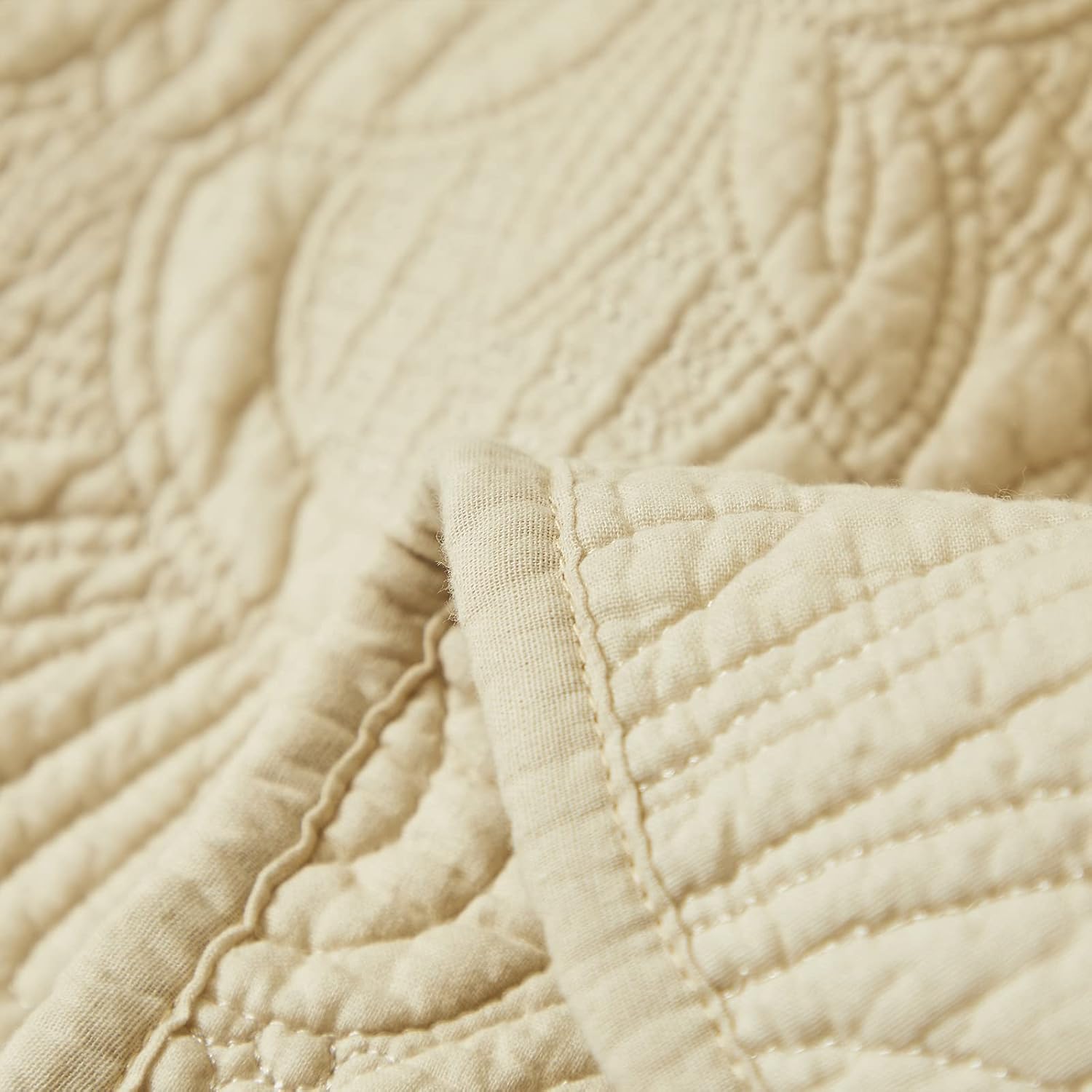 Brandream Beige Sunflower Quilt Cotton Quilted Throw Blanket for Bed Couch Daybed 47 X 60 Inch Decorative Blankets Luxury Chic Design - Image 8