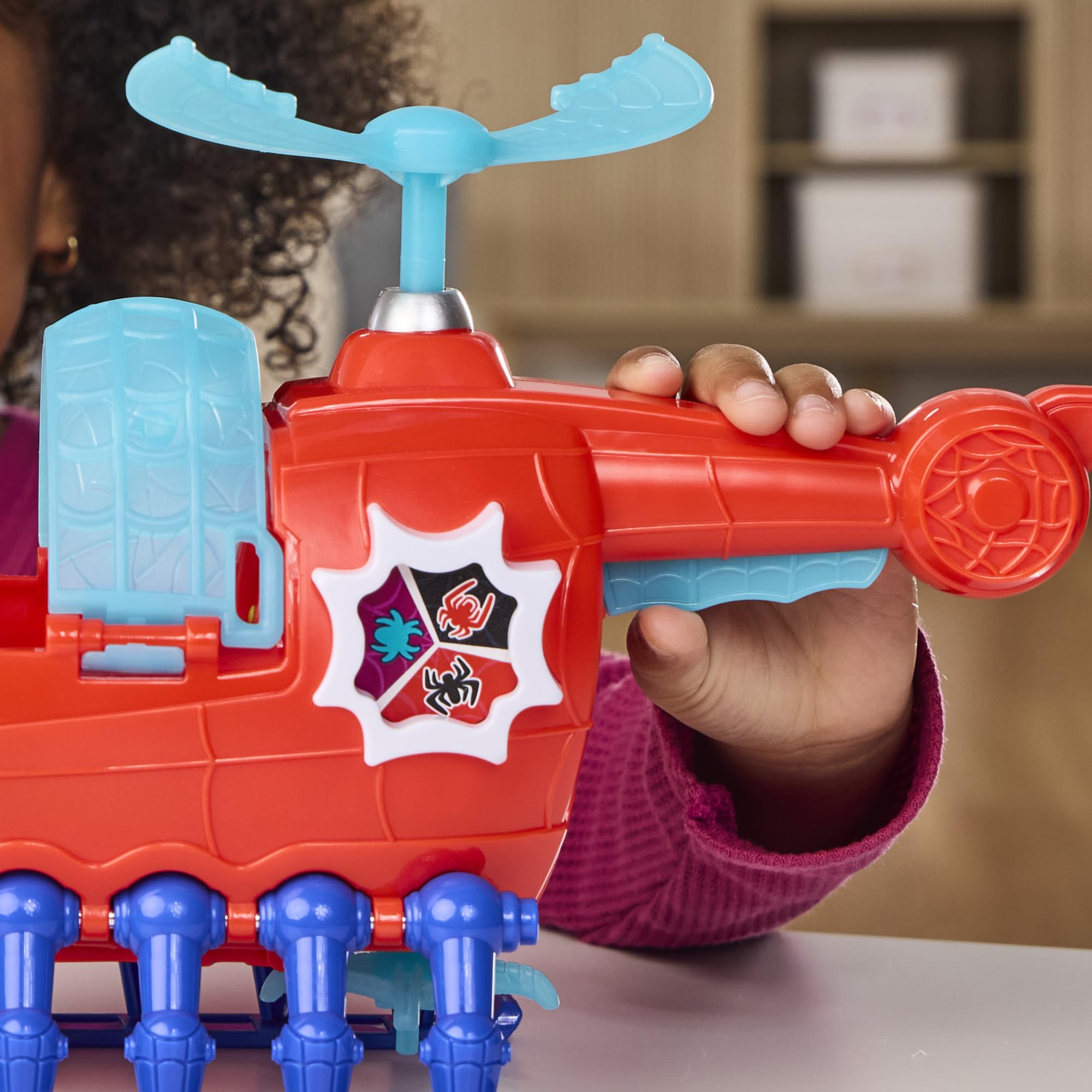 Marvel Spidey et Ses Amis Extraordinaires Hélico de l'équipe Spidey, Figurine de 7,5 cm et véhicule avec Projectile, Jouets pour Enfants, dès 3 Ans