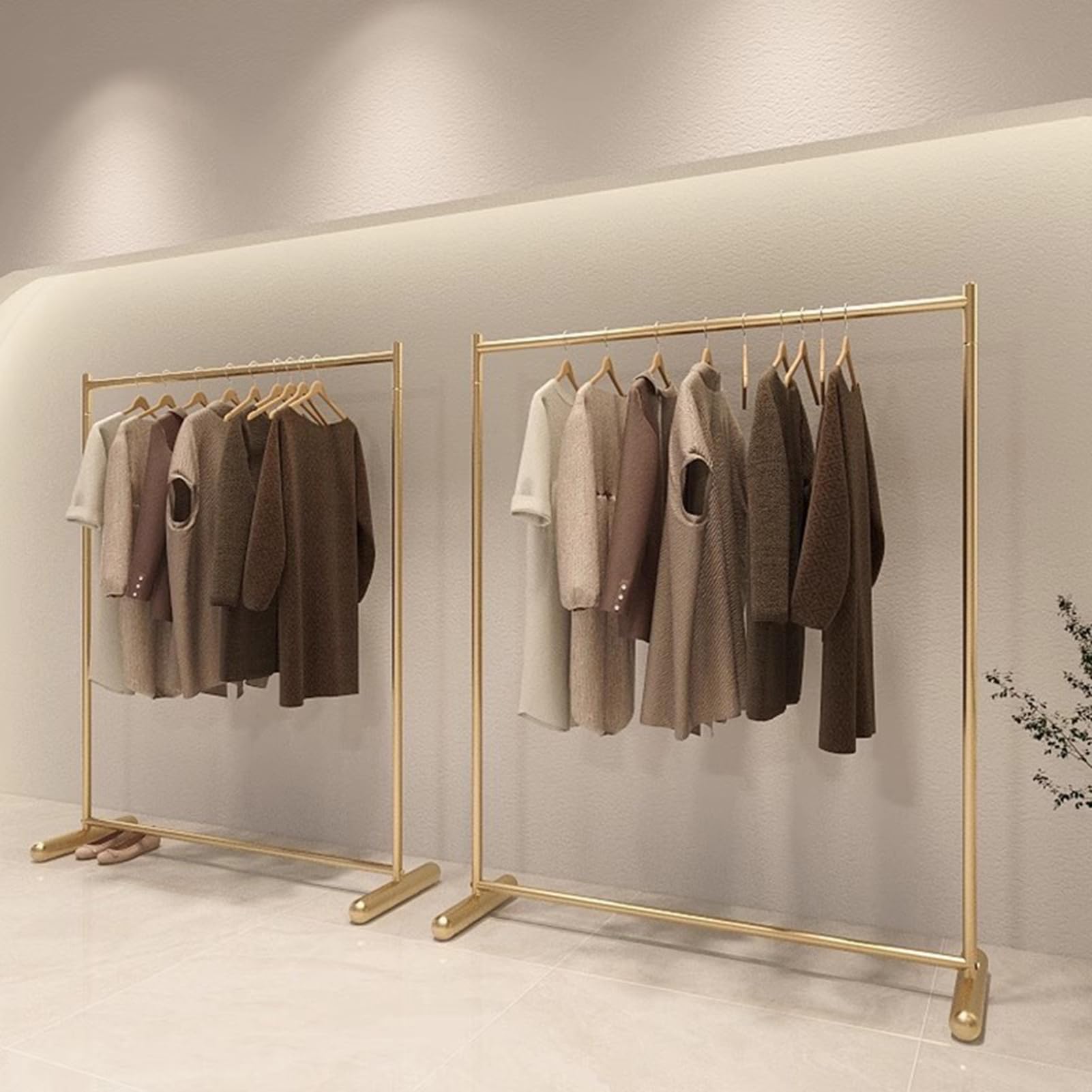 Estante de la ropa del metal, carril de ropa independiente resistente para la boutique del dormitorio, soporte portátil del abrigo de la sola varilla para la ropa colgante, colgante de exhibición al p