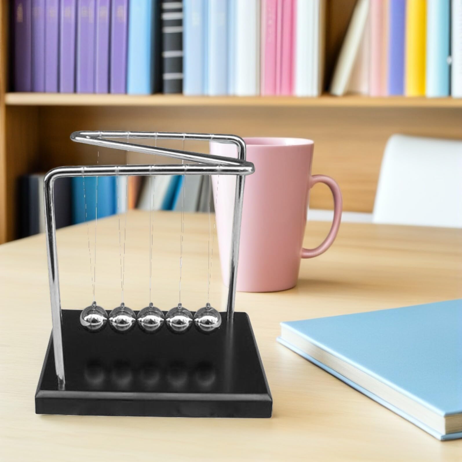 Pendule de Newton pour Bureau Mouvement Perpétuel Jouet de Bureau Métal Balles Équilibre Éducatives Décoration Physique Outil pour Expériences de Physique