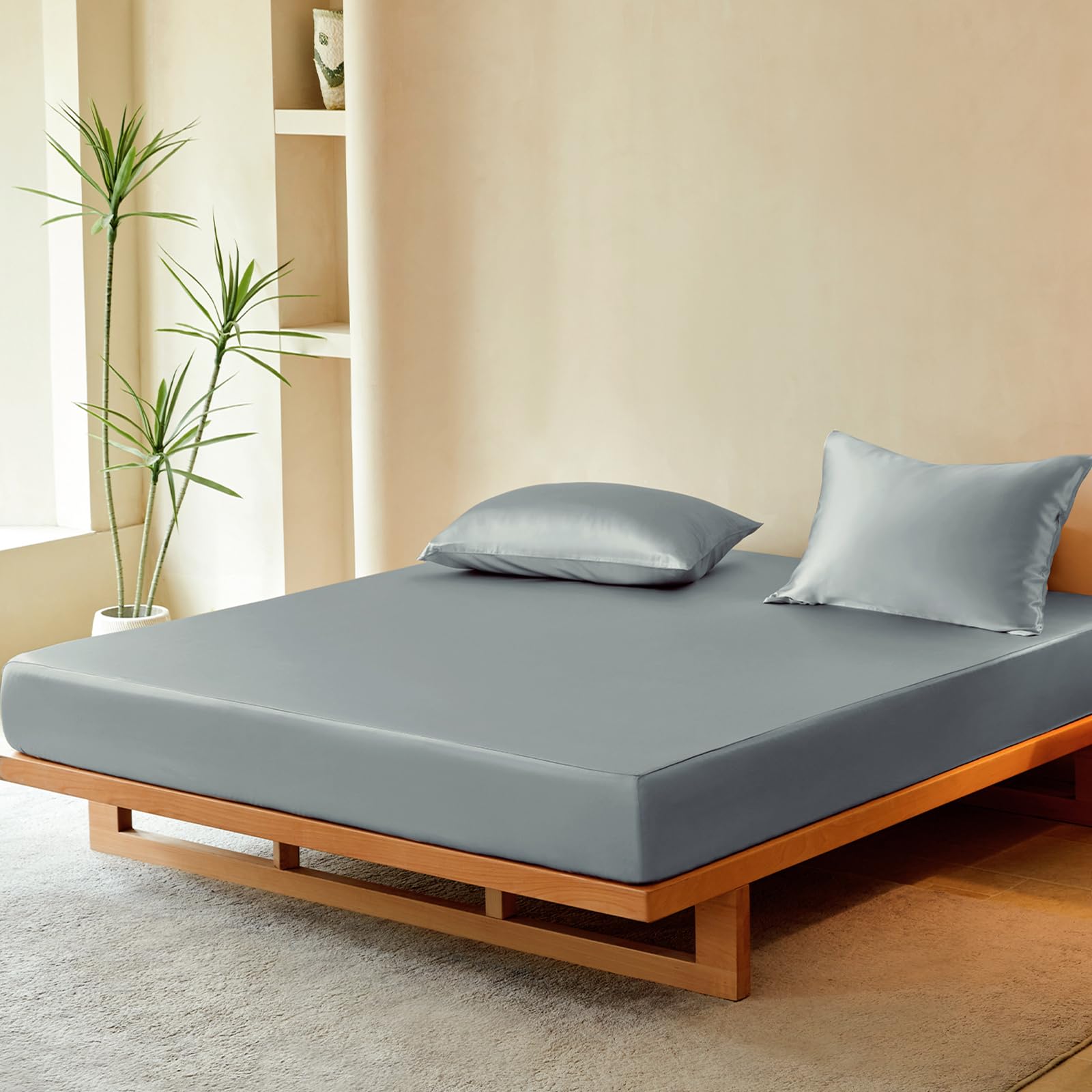 THXSILK Luxury Mulberry Silk Fitted Sheet Set 3 Pcs, King Silk Bed Sheet Set with 16" Deep Pockets, Soft & Cooling Sheets, 1 Fitted Sheet, 2