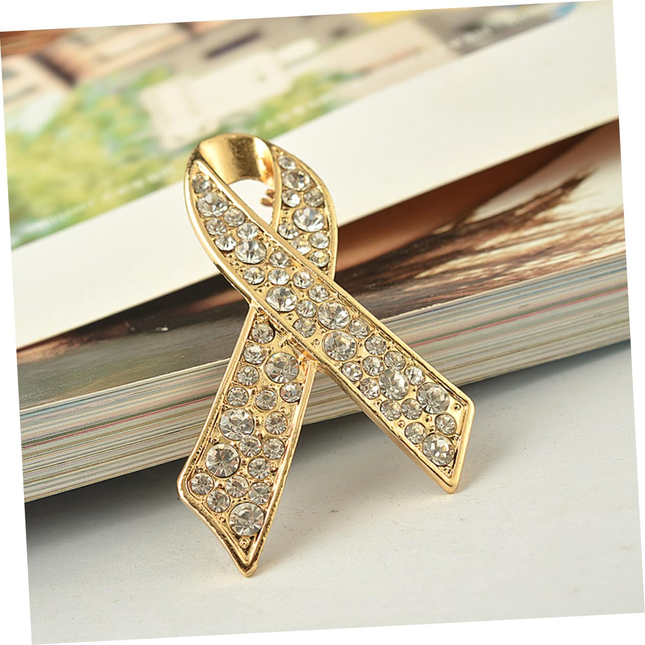 KKXXYQFC Elegante Vintage-Brosche für Damen, Strass-Anstecknadel, Lavendelband, für den täglichen Gebrauch