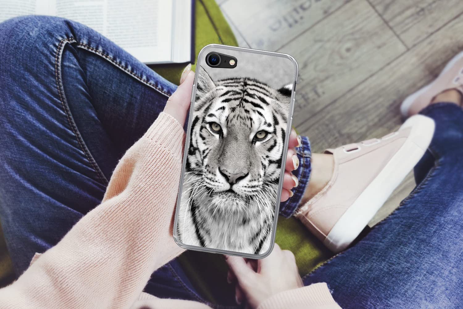 MuchoWow Funda para iPhone SE 2020 - Tigre - Naturaleza - Negro - Blanco - Funda de Silicona/Funda Blanda para teléfono móvil