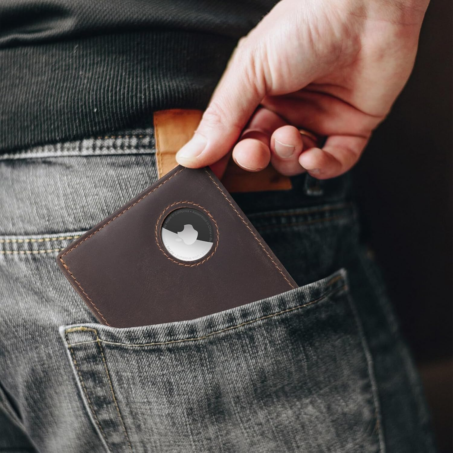 Polare Full Grain Leather Bifold RFID Blocking Wallet with Air Tag Slot, Men's Slim Minimalist Cash Credit Card Front Pocket Wallet with Gift Box - Image 3