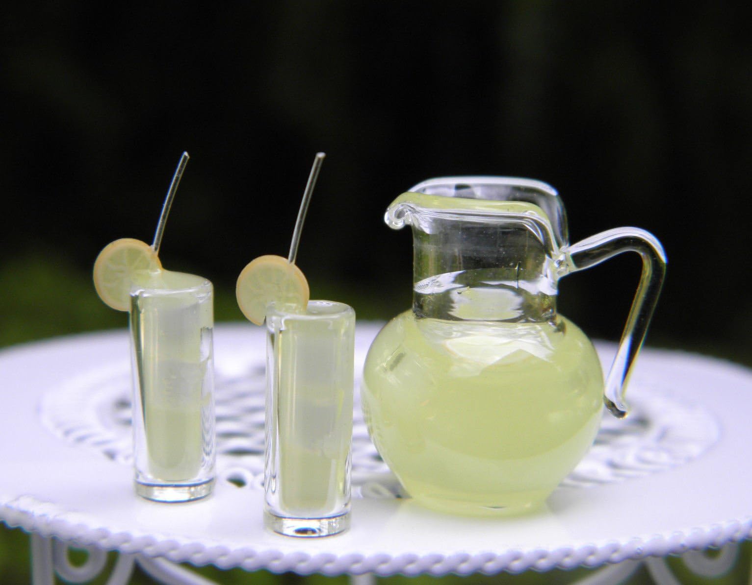 Miniature Dollhouse Fairy Garden Lemonade Pitcher With 2 Glasses