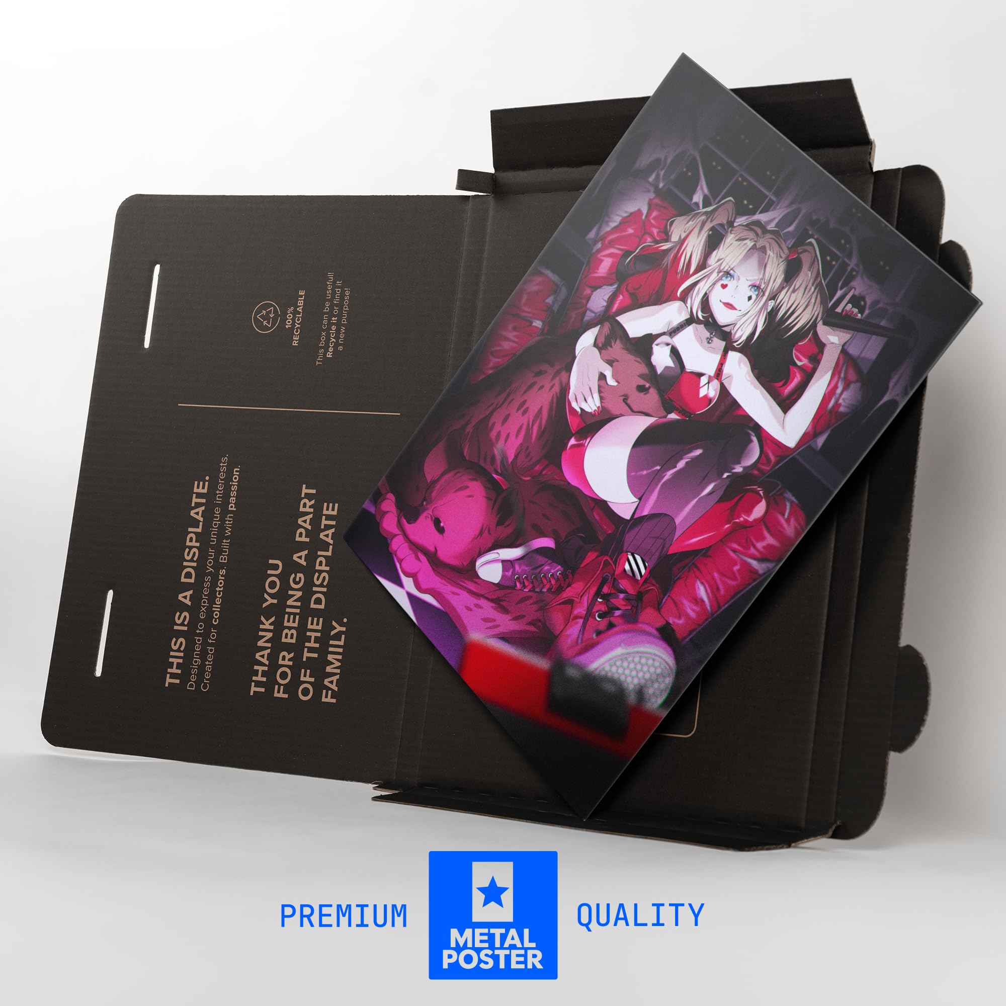 Displate Metal Poster DC Comics Harley with pets Wandbild 32 x 45 cm
