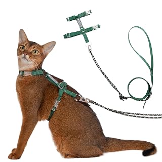 Sovarin Cat Harness and Leash Set - Green Lightweight Soft Kitten Harness Escape Proof, Adjustable Travel Pet Harness for Walking,Easy Control Comfortable Outdoor (Green, One Size Fits All) - Amazon product rated Grade A