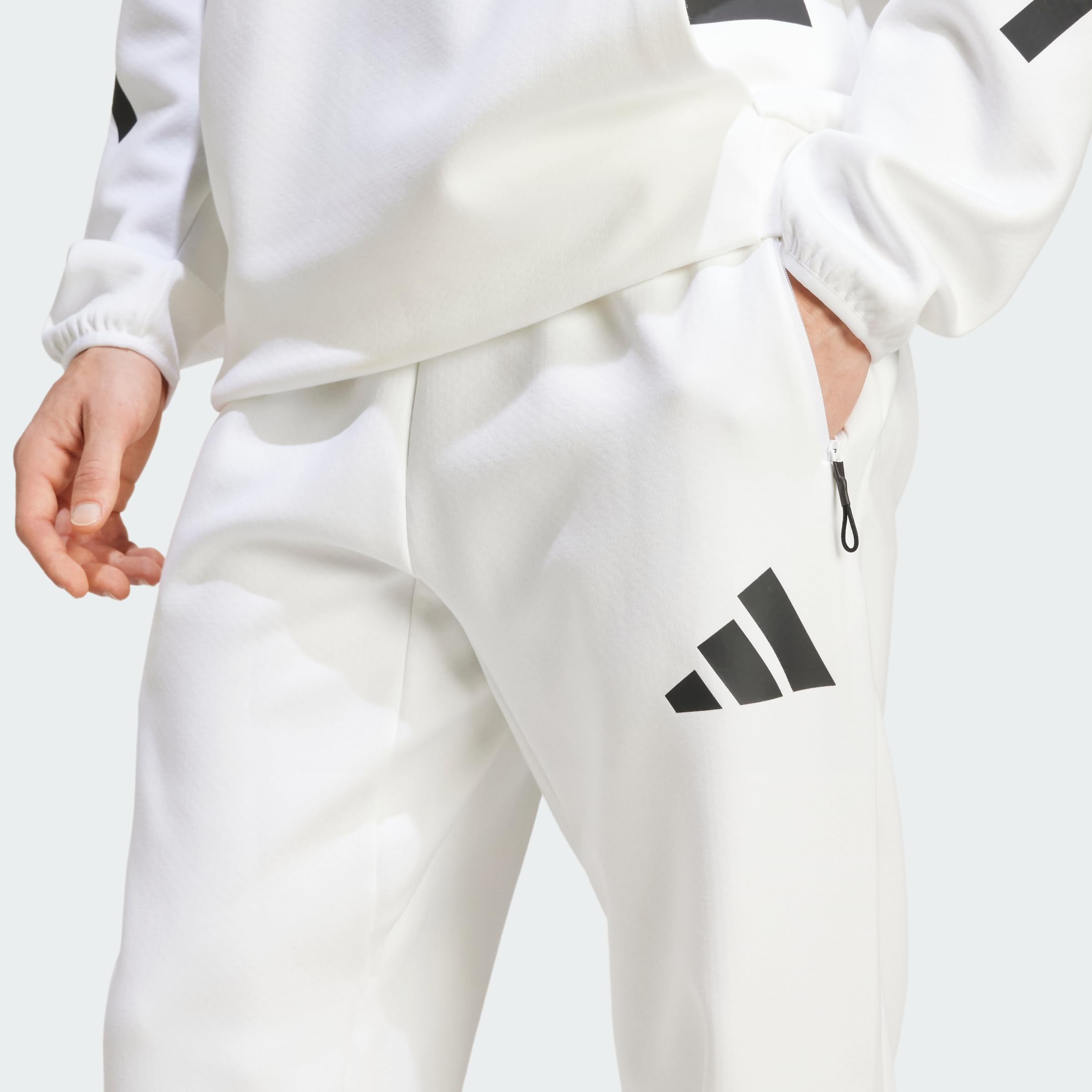 adidas Men's Pantalón Z.N.E. New
