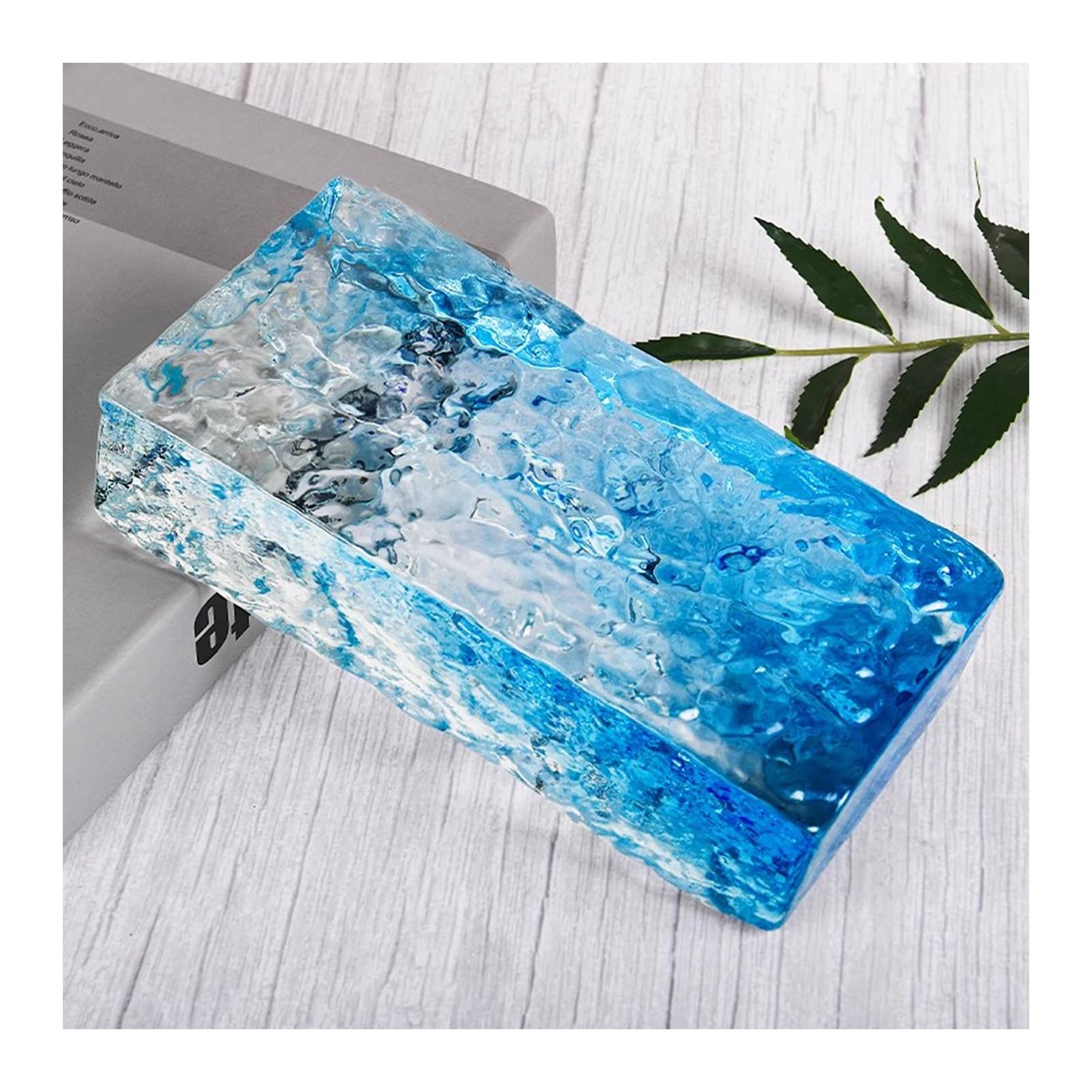 Bloques de vidrio macizo con acabado artístico en degradado azul para muros de lujo