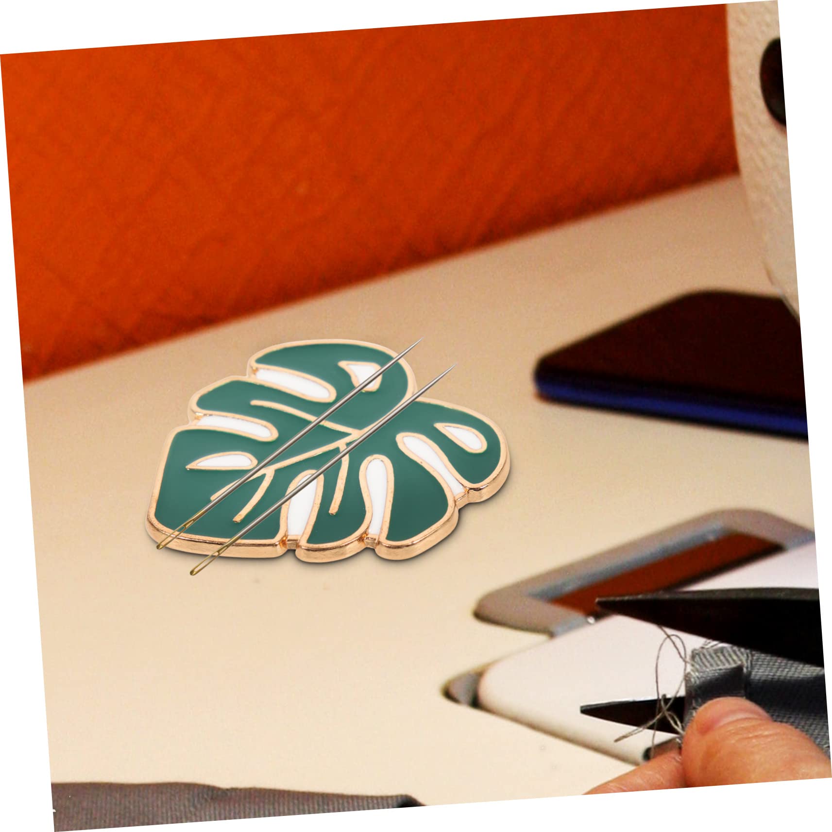 STOBOK 5pezzi Portaspilli Magnetico Organizer Per Ago Da Ricamo Strumento Portatile e Pratico Per Cucito e Fai Te Per Appassionati Di Ricamo