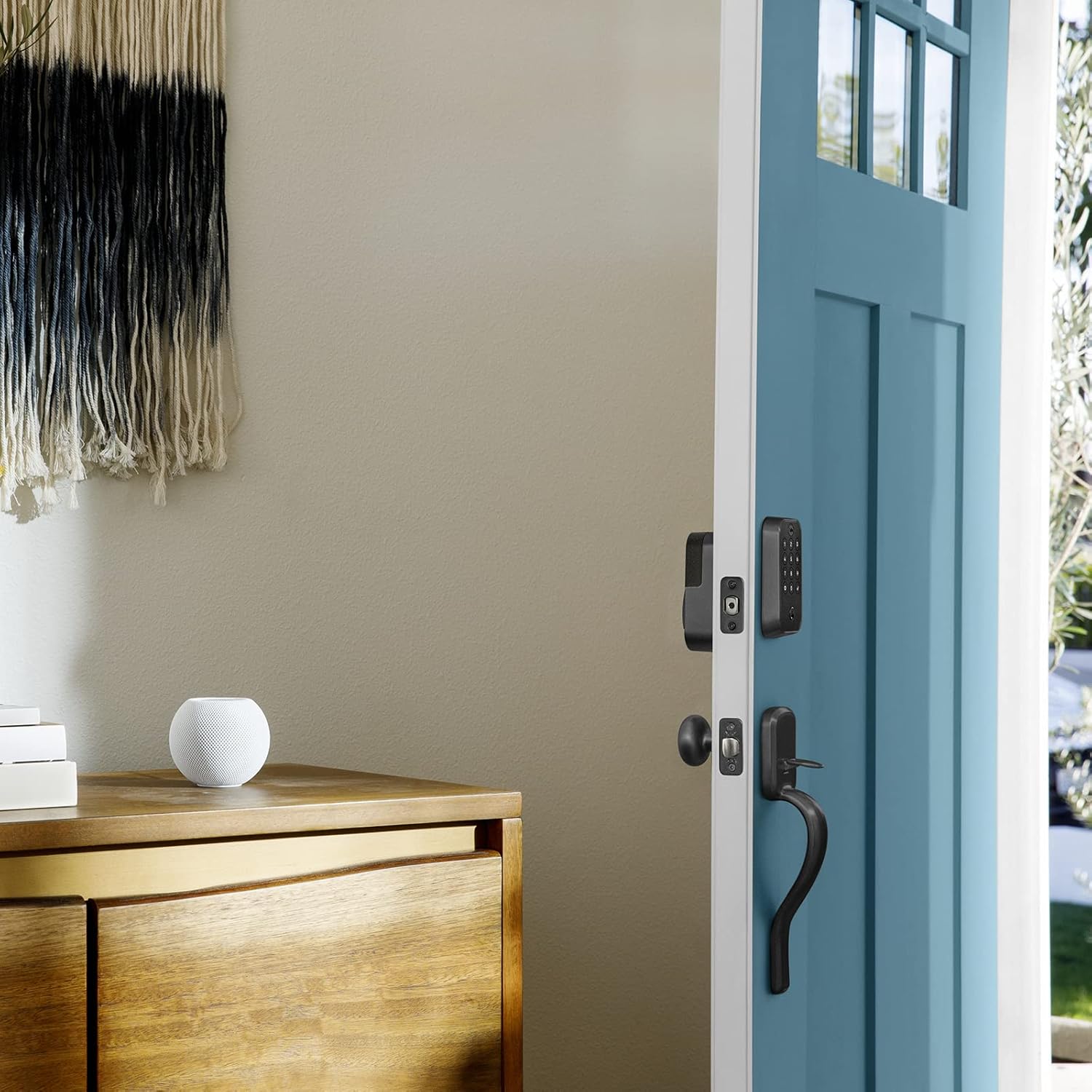 Yale Assure Lock 2 Keypad with Wi-Fi and Ridgefield Handle in Black Suede Yale Assure Lock 2 Keypad with Wi-Fi and Ridgefield Handle in Black Suede