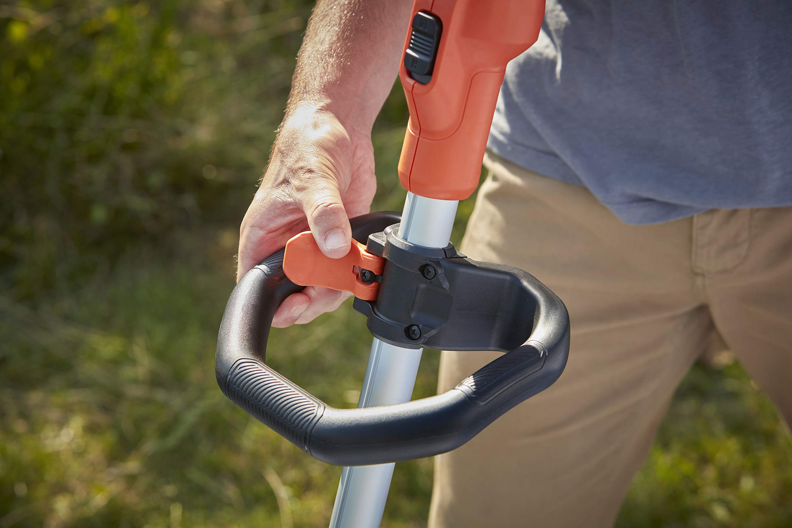 BLACK+DECKER Coupe-Bordures 33cm Sans Fil 36V 2,5 Ah POWERCOMMAND Tête Pivotante 180° - Tube Télescopique - 2 Poignées BCSTE636L1-QW