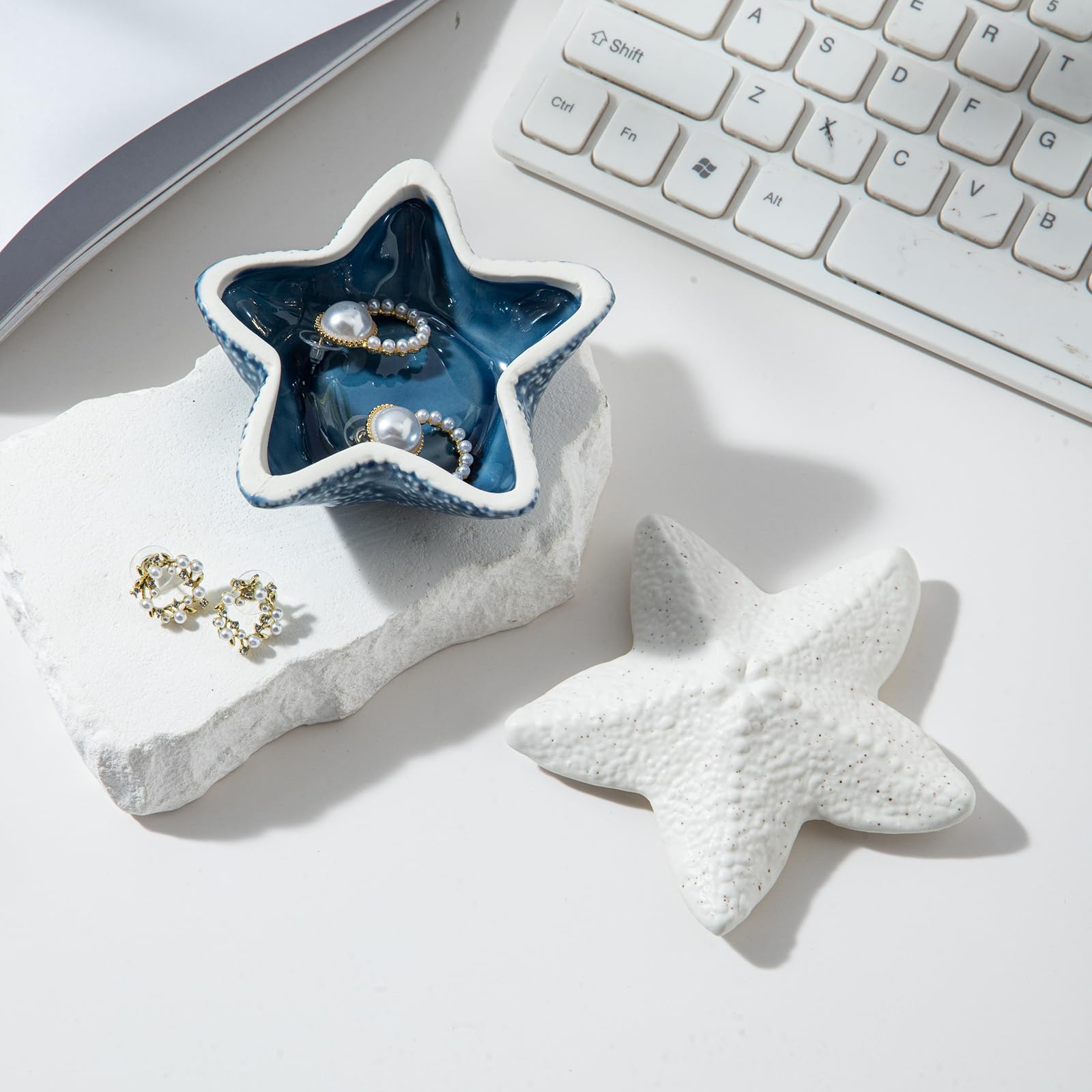 Plateau à Bijoux En Céramique Blanc - 11,5x10,5 Cm - Rangement élégant Pour Bagues, Colliers - Décoration Salle De Bain Ou Bureau