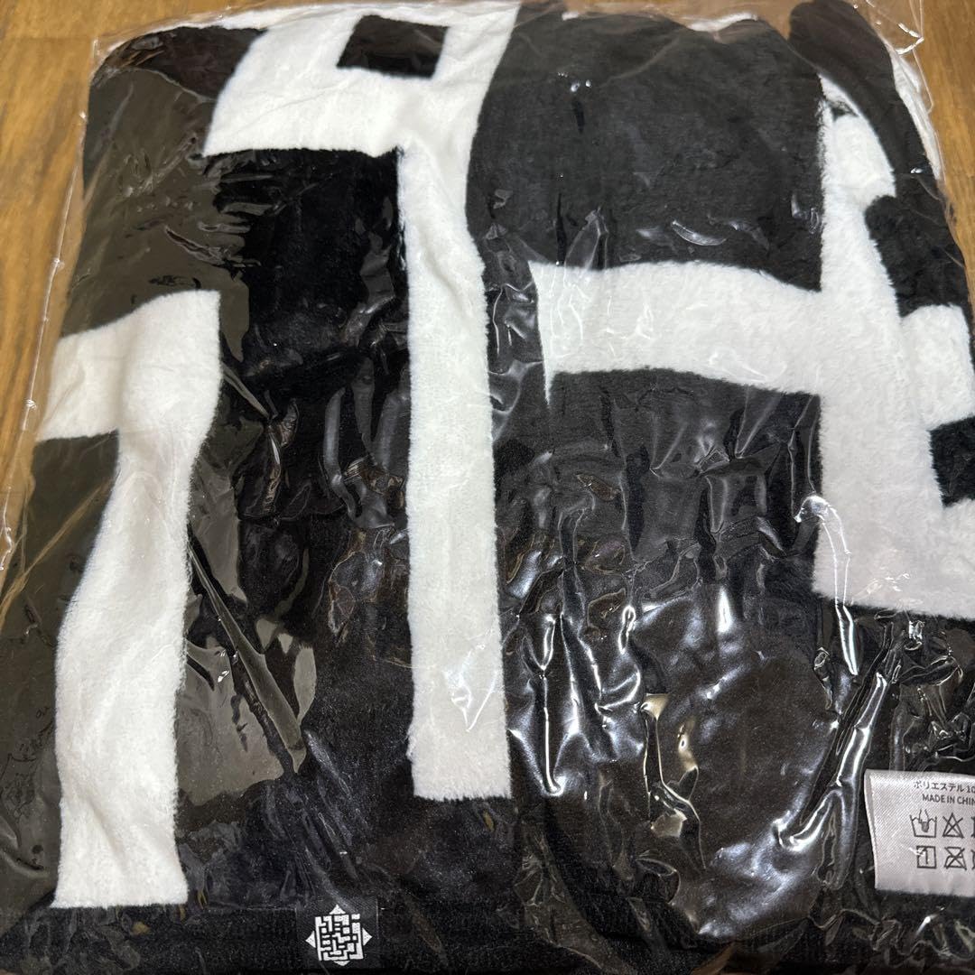 Amazon.co.jp: 布袋寅泰 G柄 フリースブランケット : ホーム＆キッチン