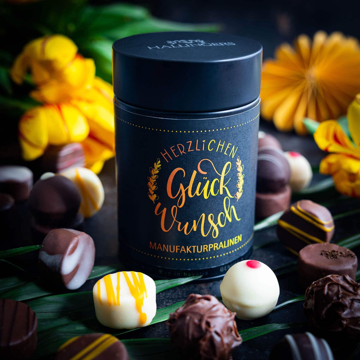 Hallingers Genuss Manufaktur Pralinen Glückwunsch-Geschenk - ohne Alkohol, handmade aus Confiserie-Edelkakao in wertiger Geschenkdose "Herzlichen Glüc...", Geschenkidee für Frauen Männer