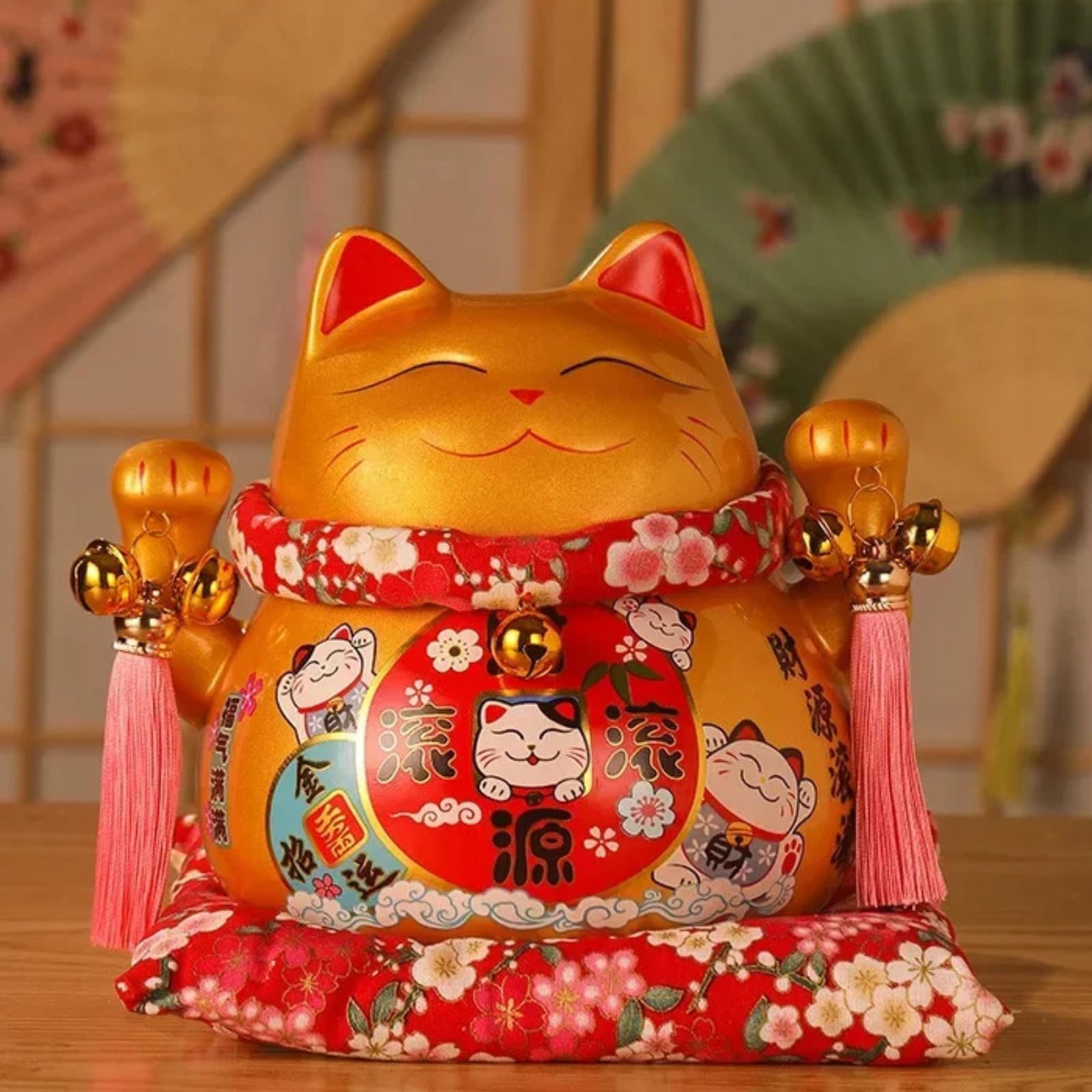 Chat porte-bonheur doré figurine céramique pour déco zen