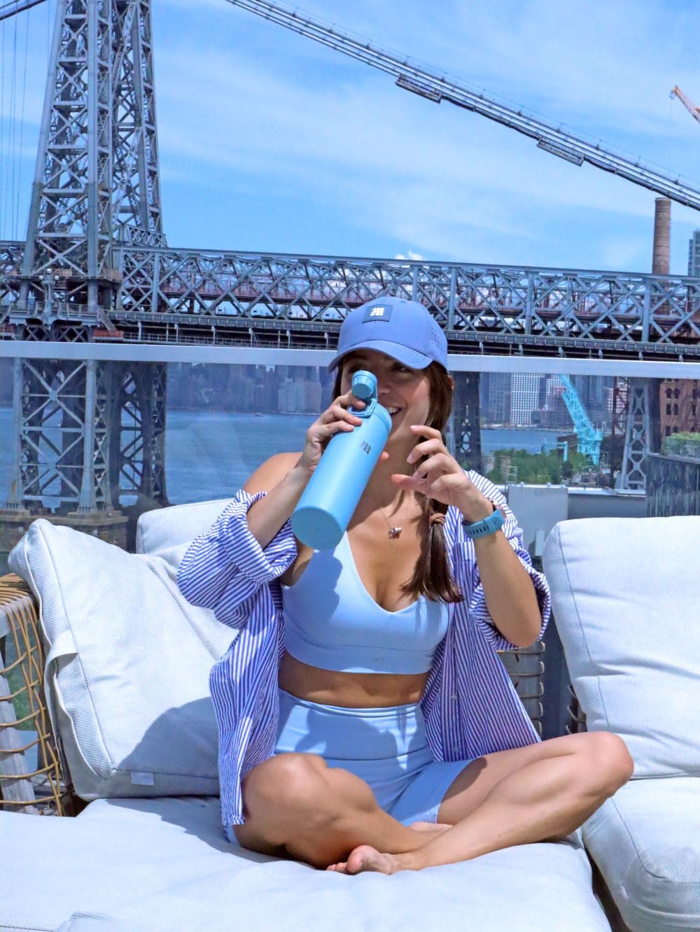 Cubitt Insulated Sports Hydro Water Bottle 24 oz, 2 Lids (Coffee Lid and Wide Mouth Twist Sports Lid), Stainless Steel, Double Walled. Cold for up to 24 hours, Hot for up to 12 hours. (Blue 24 oz) - Image 4