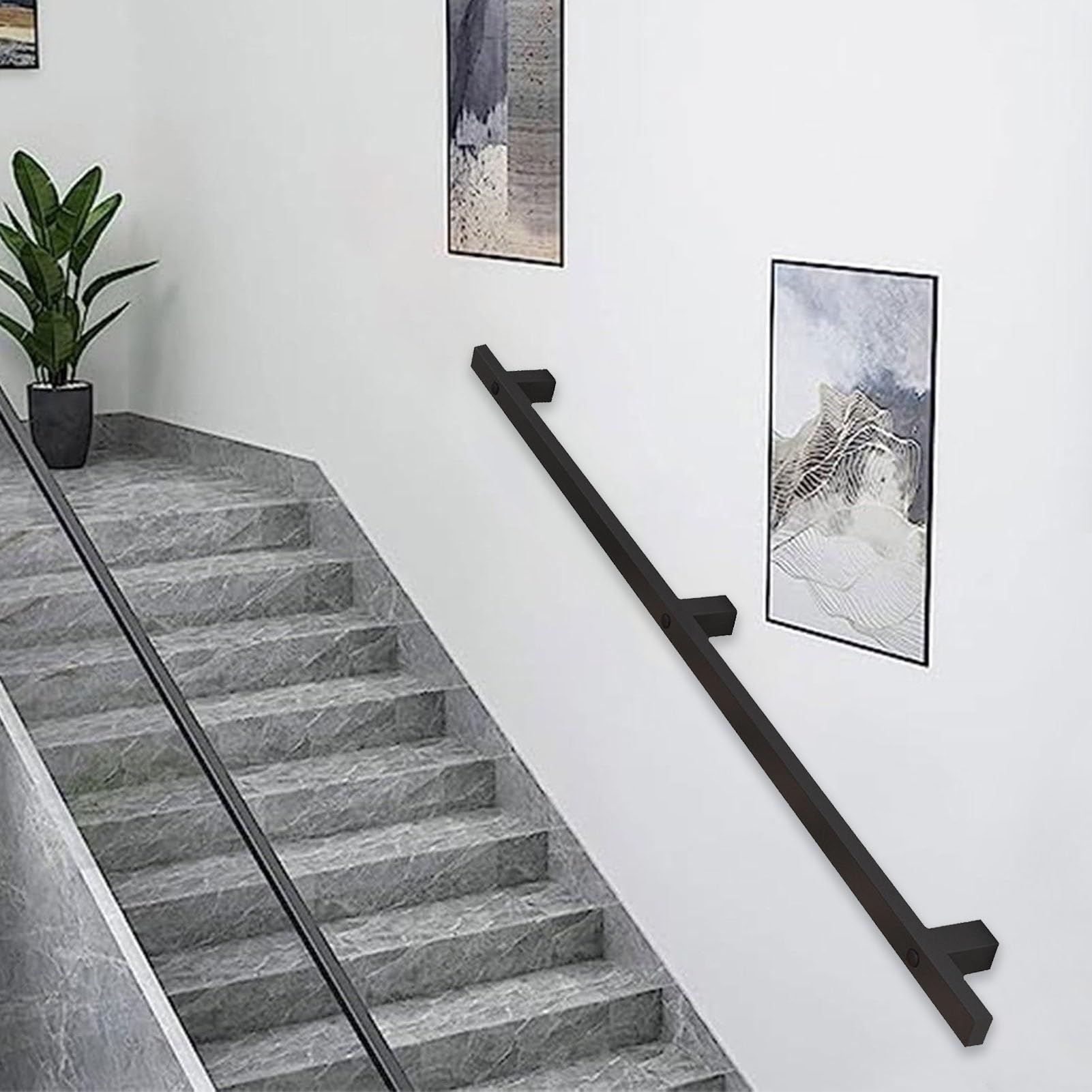 Rampe d'escalier en fer forgé de 300cm au fini noir mat premium